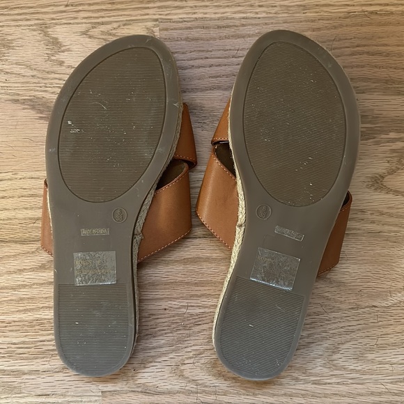 Lulus Tan Espadrille Slide Sandals - Picture 6 of 7